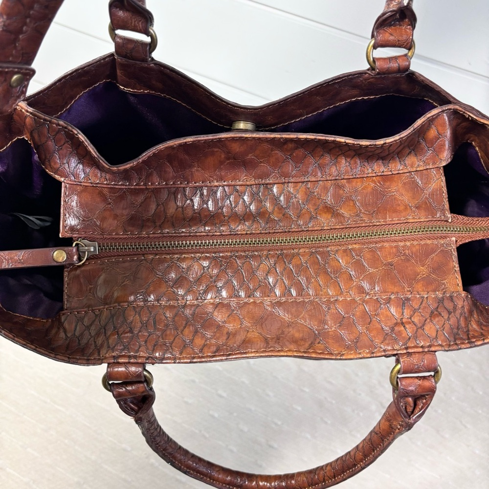 Jessica Simpson Vintage‎  Leather Brown & Purple Bag, Shoulder Bag - Picture 10 of 16